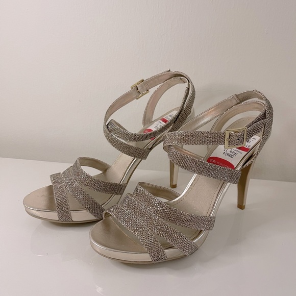 NEW! Glint glitter gold beige ankle wrap heeled platform sandals. Size 11. - Picture 1 of 9